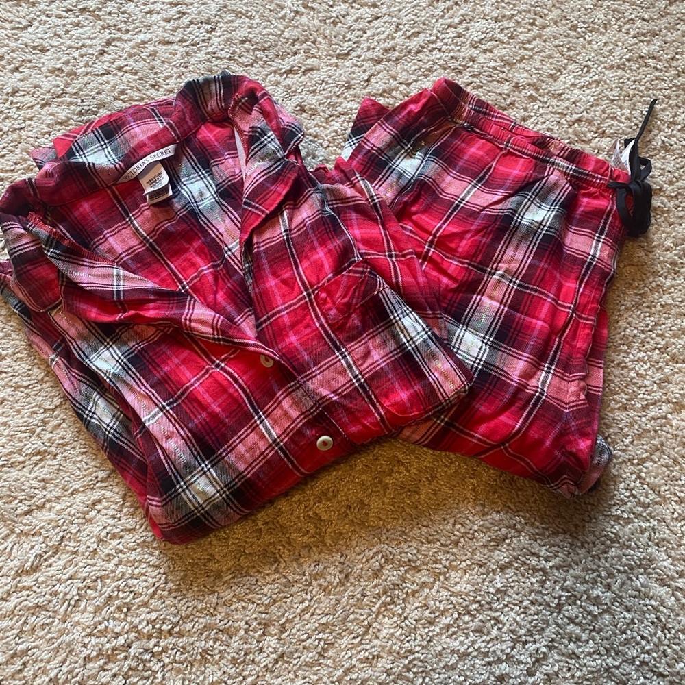 Victoria’s Secret Plaid Pajama Set